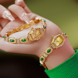 นาฬิกาข้อมือ BS Natural Black Gold Abalone Shell ดีไซน์สไตล์ฝรั่งเศสย้อนยุค ระดับไฮเอนด์ วินเทจ ตัวเรือนควอตซ์อัลลอยด์ ขนาด 32 มม. กันน้ำ - Product Image 3