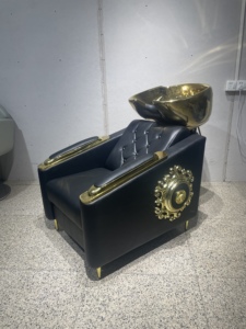 Lujosa Unidad de Lavacabezas Europea Negra y Dorada para Salón con Lavabo de Cerámica y Silla Tapizada Cómoda para Mobiliario de Barbería - Product Image 4