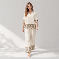 Ensemble deux pièces en coton et lin doux pour femme, haut à col rabattu avec imprimé paisley et pantalon ample à jambes larges, tenue de plage estivale