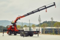 Grue mobile montée sur camion Euro 3-5, capacité de charge personnalisable de 16T, flèche télescopique de 13M-28m, bras pliable, capacité de charge de 1 tonne