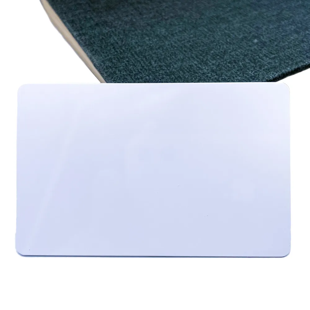 Prix usine en gros CR80 taille F08 13.56mhz imprimable en plastique PVC blanc carte RFID vierge