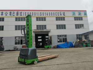 Forklift Pallet Jack Elektrik 1.5 Ton 540*1150mm Logam Tiga Roda Poliuretan OEM Dapat Disesuaikan - Product Image 2