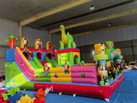 Castillo Inflable de Gran Capacidad con Dibujos Animados, Múltiples Toboganes, Pared de Escalada, Potente Soplador, Material de PVC, Fácil de Instalar para Niños
