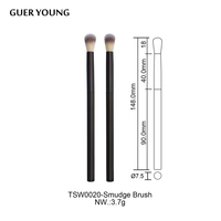 Pinceau de maquillage pour le contour du nez, l'ombre à paupières, le correcteur, l'ombre à paupières, le pinceau à sourcils et à lèvres