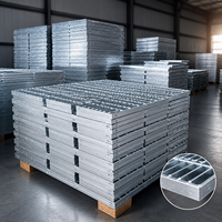 Plateforme industrielle en grille de barres d'acier au carbone soudées, galvanisées à chaud, résistantes à la corrosion, durables et de haute résistance, fabriquées sur mesure en usine