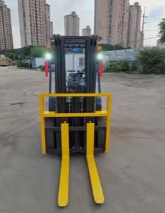 Carretillas Elevadoras Usadas japonesas originales Komatsu usadas 30 Komatsu FD30 3 ton a la venta - Product Image 2