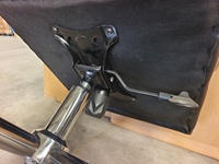 Chaise de bureau ergonomique à dossier haut en cuir PU noir rembourrée pour ordinateur