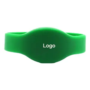 Bracelets en silicone RFID programmables personnalisés Bracelet en caoutchouc Bracelet RFID NFC à puce HF Bracelet en silicone