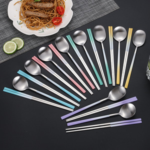ชุดช้อนส้อมสแตนเลสสีไล่ระดับขัดเงา ทนทาน สำหรับร้านอาหารและโรงแรม - Product Image 2