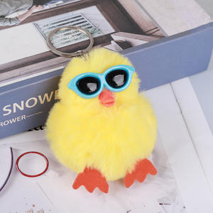 Venta directa de fábrica Felpa Lindo patito amarillo Llaveros Bolsas Colgantes Llaveros de coche Pequeños regalos - Product Image 6