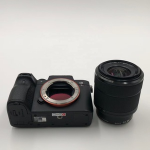 Appareil photo plein format Sony Alpha <span class=keywords><strong>7R</strong></span> <span class=keywords><strong>III</strong></span> A7R3 en gros avec kit objectif 28-70mm OSS, 42,4MP, 4K, double carte SD, batterie Z, pack professionnel - Product Image 6