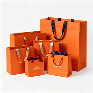 Sacs <span class=keywords><strong>en</strong></span> <span class=keywords><strong>carton</strong></span> imprimés personnalisés <span class=keywords><strong>en</strong></span> gros à prix compétitif, sacs d'emballage <span class=keywords><strong>en</strong></span> papier bon marché pour sacs cadeaux avec logo - Product Image 1