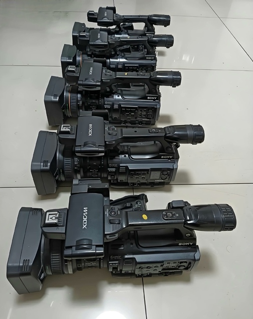 Second Hand Camcorder Sonys PXW-x280 17x Optical Zoom 3CMOS 1/2" Sensor XDCAM Full HD 1080p 50/60p SxS/SD Card