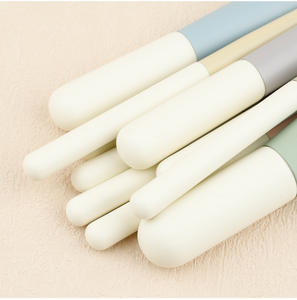 <span class=keywords><strong>Prix</strong></span> d'usine <span class=keywords><strong>professionnel</strong></span>, Gambur C10, ensemble de 10 pinceaux de <span class=keywords><strong>maquillage</strong></span>, <span class=keywords><strong>kit</strong></span> <span class=keywords><strong>complet</strong></span>, pinceau pour le visage, anticernes, blush, sourcils, nylon, manche en bois, OEM/ODM - Product Image 5