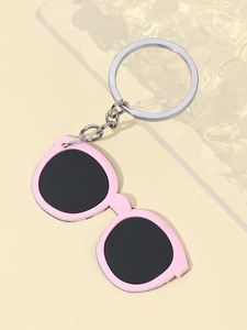 Porte-clés promotionnel mignon en silicone léger en forme de mini-lunettes de soleil 3D pour couple, cadeau d'été pour la plage - Product Image 4