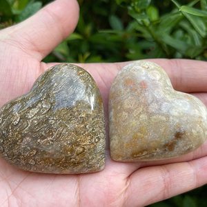 Venta al por mayor de cristales/piedras naturales talladas en forma de corazón para atracción de riqueza, piedra decorativa, mineral de piedra cruda triturada. - Product Image 5