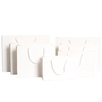 Sacs de courses en carton blanc avec logo personnalisé, impression offset et numérique laminée, style classique pour chaussures, chaussettes, fourrures