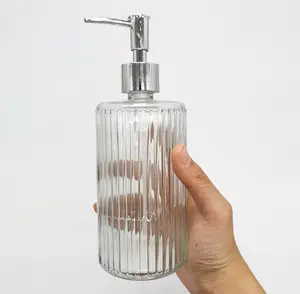 Badezimmer zubehör 500ml Klarglas Shampoo flaschen Lotion seife Flüssig seifensp ender flaschen mit Plastik pumpe