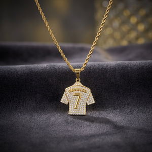 Collier CR7 Ronaldo 7 avec pendentif en moissanite, plaqué or, style hip-hop, idéal pour offrir, provenant d'un exportateur indien - Product Image 3