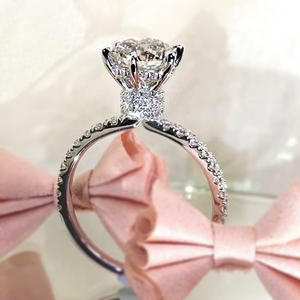 Anello in Oro Bianco con Diamante Taglio Brillante Rotondo, Diamante Naturale per Fidanzamento, Gioielli da Donna, Colore G - Product Image 1