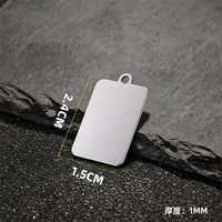 Pendentif géométrique carré minimaliste en acier inoxydable vierge avec trou de suspension pour l'exportation, gravure laser, bijoux