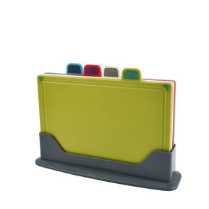 Juego de tabla de cortar combinatoria de plástico PP de 4 piezas con soporte Uso de utensilios de cocina - Product Image 1