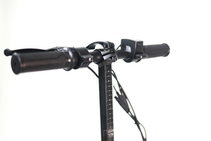 Monopattino Elettrico Ultra-Portatile MIJO, 150W 24V Pieghevole per Facile Trasporto in Auto e Stoccaggio, Focalizzato sui Anziani - Product Image 6