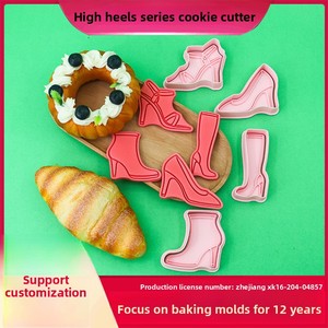 Emporte-pièces et moules 3D en plastique pour talons hauts, série dessin animé, pour pâte à modeler DIY, tampon de simulation, moule à biscuits personnalisé - Product Image 2