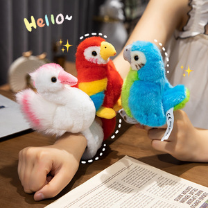 Cross-Border Standing Shoulder Flamingo Clap Pulsera Loro para Pop Ring Bicicleta Juguete de peluche Técnica bordada para el estrés - Product Image 1
