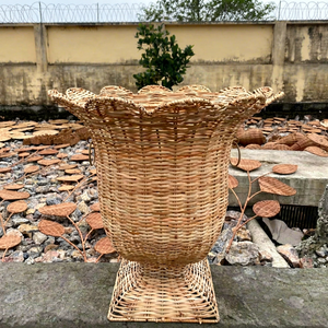 Grand pot de fleurs en céramique avec vase de table en bambou au design art déco pour plantes vertes d'intérieur pour la culture hydroponique à la maison Matt Glaze - Product Image 1