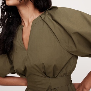 Nouvelles robes d'été pour femmes, robes décontractées élégantes et modestes, robes pour femmes à col en V profond, de haute qualité, à manches courtes et lanternes, mini robe - Product Image 4