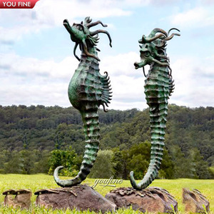 YOUFINE Sculpture de garçon chevauchant un hippocampe en bronze vert patiné antique, statue géante d'hippocampe pour la décoration de plage et de place côtière - Product Image 6