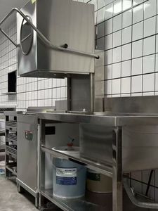 Lave-vaisselle multifonctionnel en acier inoxydable pour usage commercial dans les restaurants et hôtels - Product Image 3