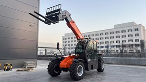 <span class=keywords><strong>Chariot</strong></span> télescopique <span class=keywords><strong>Manitou</strong></span> VMAX 3.5T : Moteur Cummins, élévation de 7 m, 4 roues motrices, crabe, <span class=keywords><strong>godet</strong></span> de 3 m³. - Product Image 6