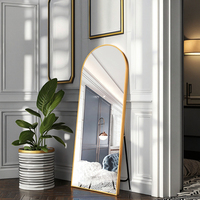 Miroir sur pied arqué avec cadre métallique fin pour chambre, salon, entrée, dressing - Vente en gros