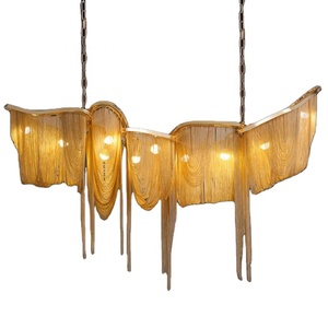 Candelabro <span class=keywords><strong>de</strong></span> aluminio <span class=keywords><strong>de</strong></span> ahorro <span class=keywords><strong>de</strong></span> energía <span class=keywords><strong>de</strong></span> forma larga, cadena <span class=keywords><strong>de</strong></span> <span class=keywords><strong>cristal</strong></span> colgante, iluminación del norte <span class=keywords><strong>de</strong></span> Europa, luz dorada, <span class=keywords><strong>lámparas</strong></span> <span class=keywords><strong>Vintage</strong></span> CZ2672 - Product Image 1
