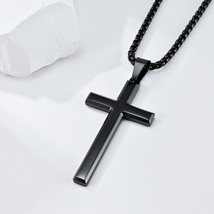 Collar con Colgante de Cruz de Acero Inoxidable con Baño de Oro de 18k, Joyería de Moda de Alto Brillo, Regalo Religioso Inspirado en Jesús - Product Image 3