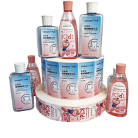 Rouleau d'étiquettes autocollantes imperméables en PVC personnalisables Impression de logo privé personnalisé pour la promotion Imperméable à l'eau