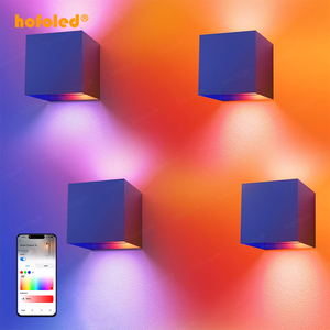 Moderno in alluminio Smart RGB dimmerabile <span class=keywords><strong>colore</strong></span> che cambia WiFi esterno <span class=keywords><strong>casa</strong></span> esterna su e giù per la parete di luce LED con controllo App - Product Image 1