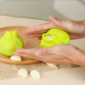 Gadgets de cuisine portables Outils Accessoires Éliminateur de peau d'ail, Cuisine durable de qualité alimentaire Silicone Peele - Product Image 5