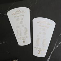 Tarjeta de menú de programa de ventilador plegable personalizada creativa con ojal de Metal con logotipo de lámina dorada de sello caliente