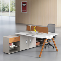 Poste de travail de bureau moderne pour 2 personnes avec cloison et armoire de rangement latérale pour espace de travail ouvert