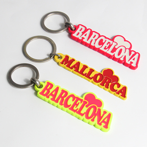 Fábrica al por mayor llavero de Metal personalizado llavero personalizado su propio logotipo forma de letra regalos de recuerdo 2D 3D