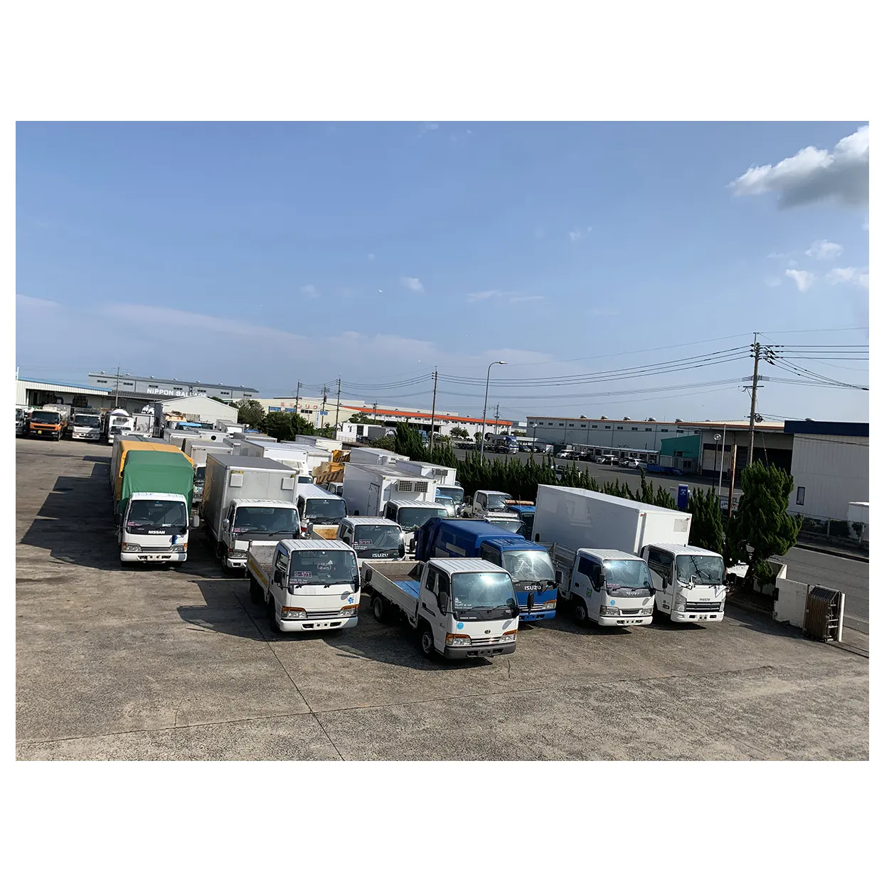 고품질 초침 일본 Isuzu 밴 판매 사용된 트럭