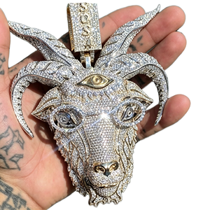 Colgante de Plata de Ley 925 con forma de trébol Baphomet, con Moissanita engastada, Collar Hip Hop, Chapado en Plata, Joyería Gótica Satánica con diseño de garra - Product Image 1