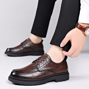 Chaussures habillées en cuir pour hommes, style Oxford, bout rond, à lacets, semelle en caoutchouc antidérapante, pour mariage et affaires, couleur unie, collection automne - Product Image 1