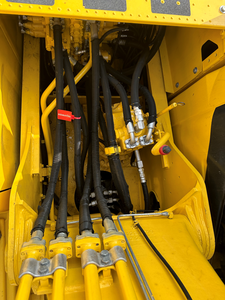 Excavadora Usada Komatsu PC210 de 21 Toneladas, Excavadora Hidráulica de Orugas, Original de Japón, Komatsu en Buen Estado, Pocas Horas de Uso, Precio Económico - Product Image 5