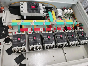 2 đầu vào năng lượng mặt trời quang điện PV Combiner Box chống sét 600V DC không thấm nước IP65 cầu chì MCB phân phối điện thiết bị - Product Image 4