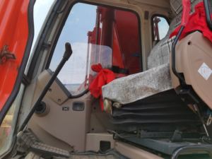 Excavadora Usada de Calidad DOOSAN DH220LC-7 225LC-7, 22 Toneladas, Serie LC 2022, Oruga Larga, Tren de Rodaje Robusto, Motor y Engranajes de 0.3m - Product Image 4