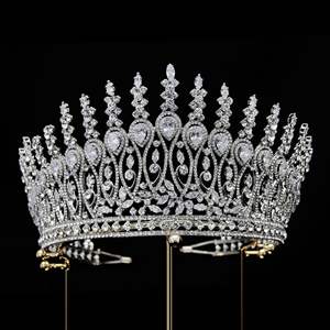 Accessori per Capelli in <span class=keywords><strong>Zirconia</strong></span> Completa, Tiara con Perle e Cristalli, Corona Nuziale - Product Image 5